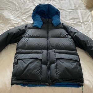 Uniqlo men’s down coat, size M